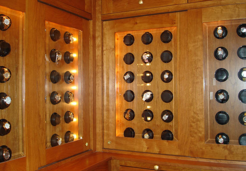 make a watch winder